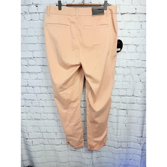 NWT One 5 One Womens Pink Crop Cuffed High Rise Straight Leg Pants 12 - Picture 3 of 11